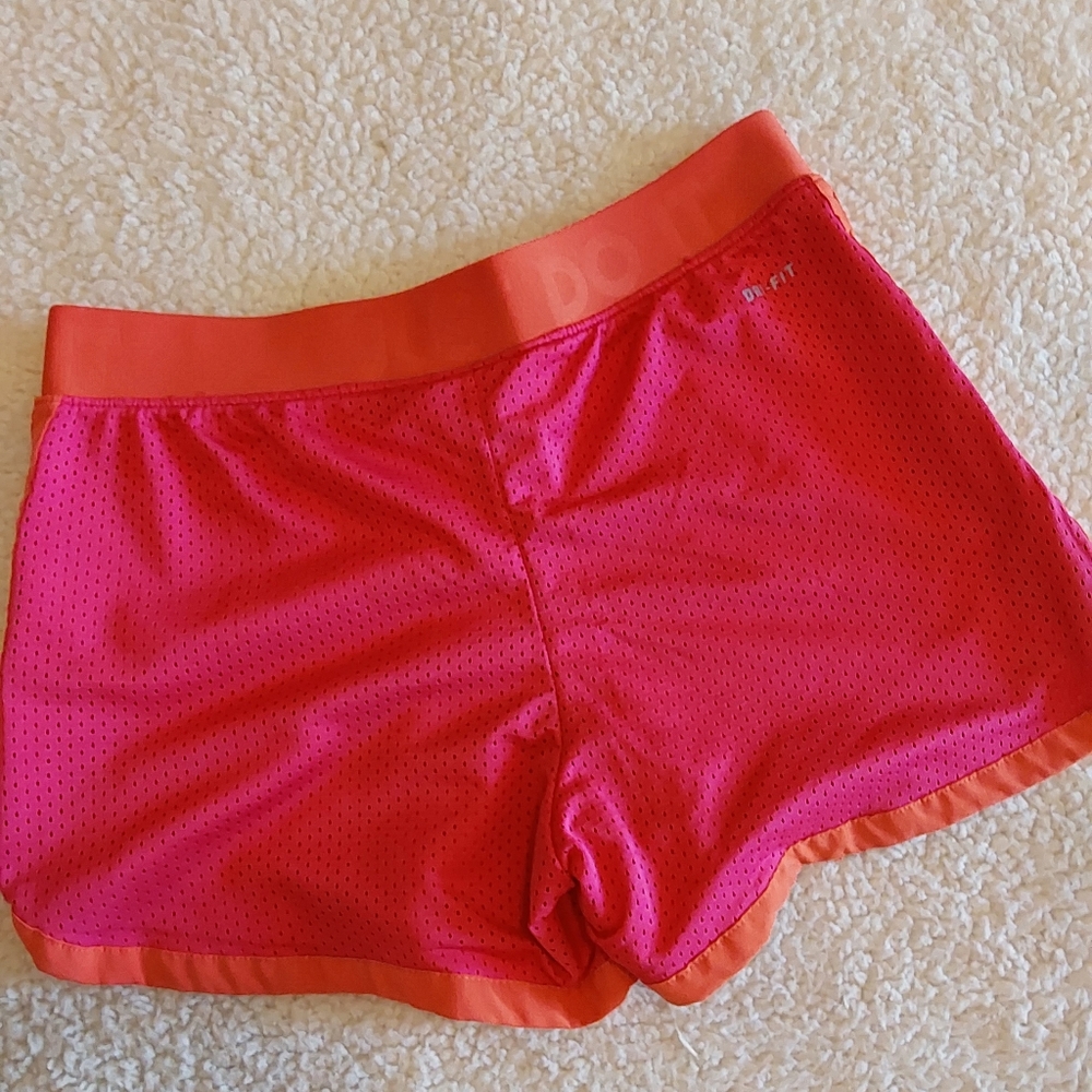 🌺 2 Pairs of Nike Dri-Fit Athletic/Running Shorts - Picture 4 of 15